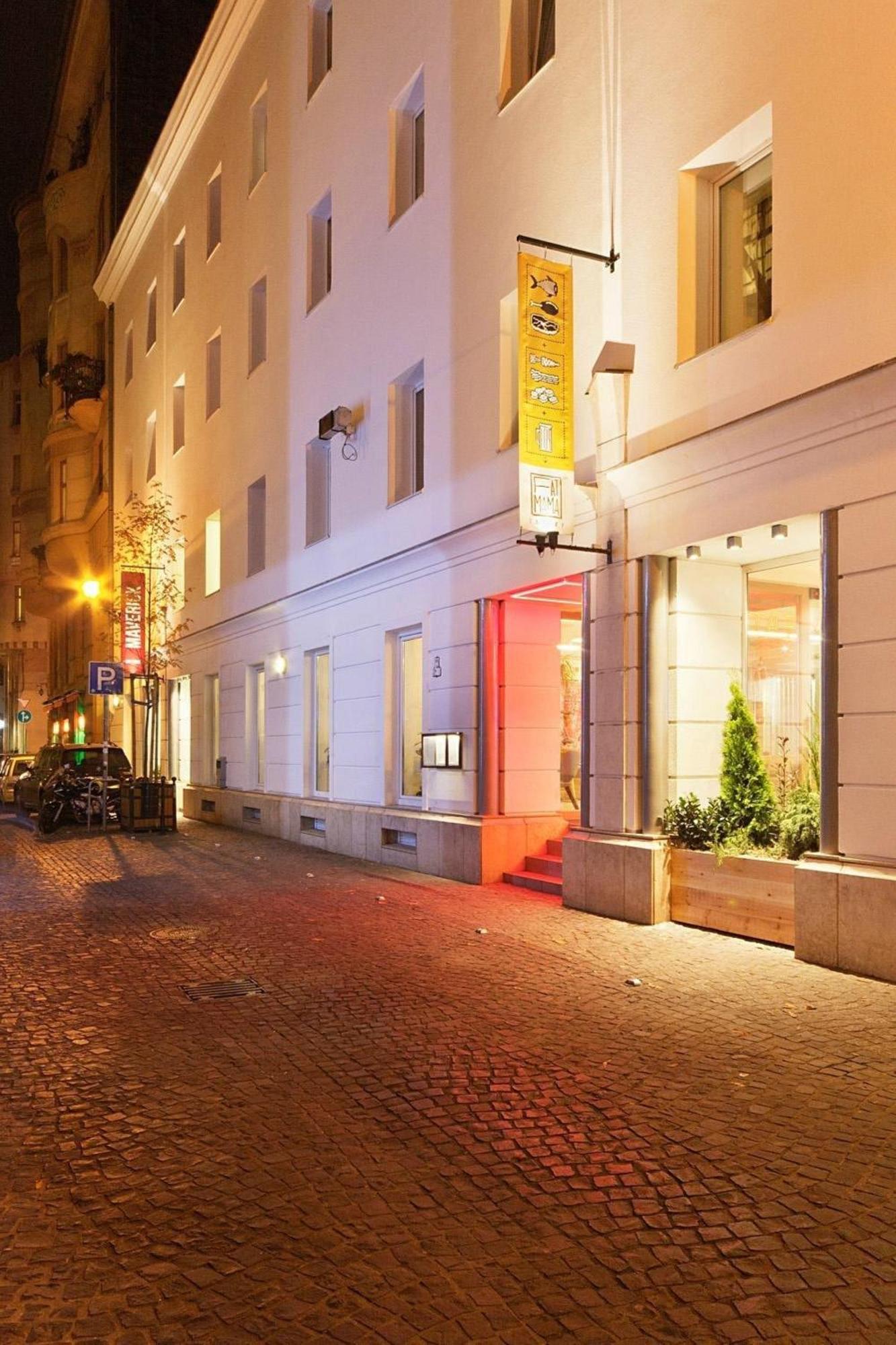 S11 - Stylish Prime,Location, By Bqa Apartment Budapest Bagian luar foto